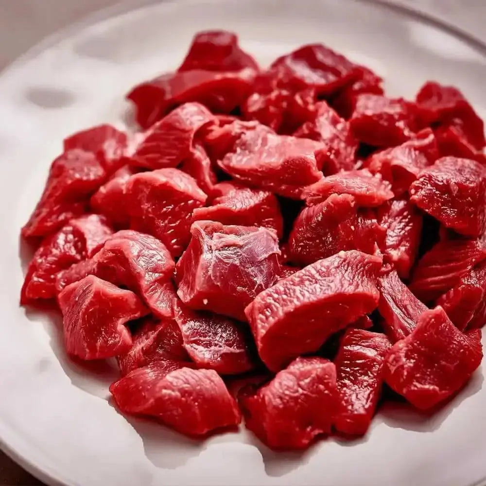 Raw extra lean diced beef cubes for classic beef bourguignon – buy diced beef online UK