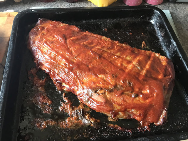 Customer review photo: XL BBQ pork ribs in a roasting tin
