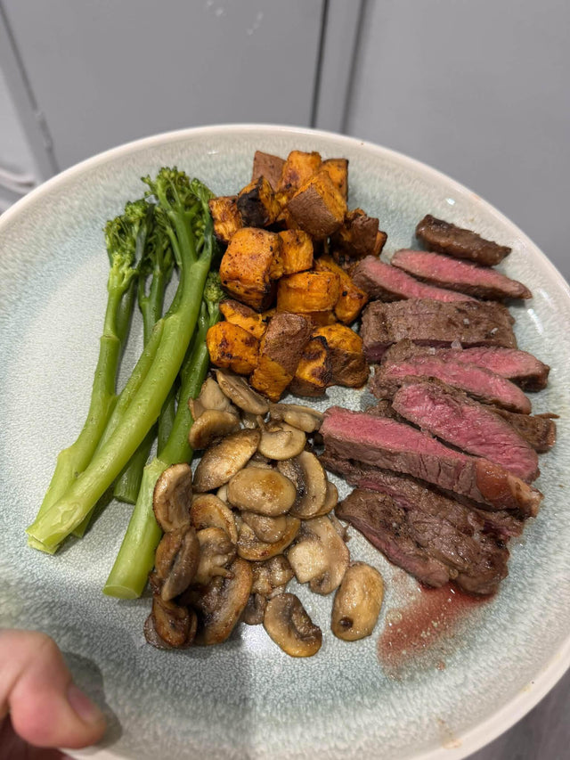 Customer review photo: sliced sirloin steak with mushrooms, sweet potato and tenderstem broccoli